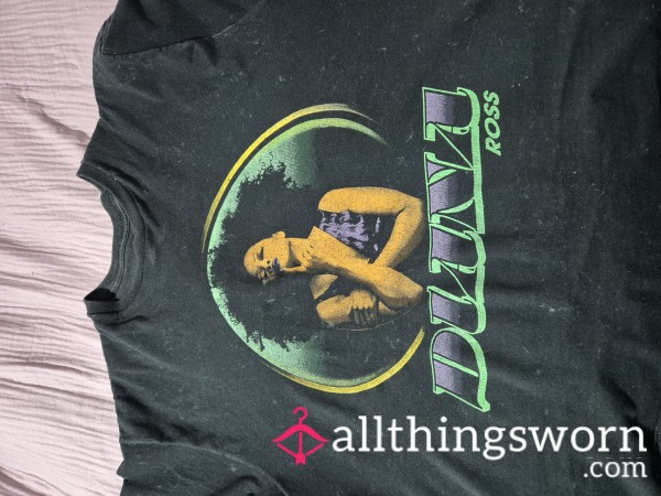 Black Acid Wash Effect Diana Ross T-shirt Size 20-22uk