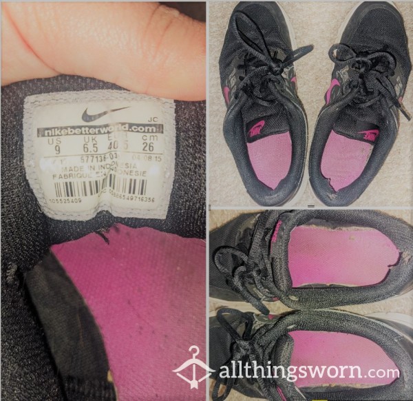 Black And Purple Nike's Women's Size 9 WELL WORN