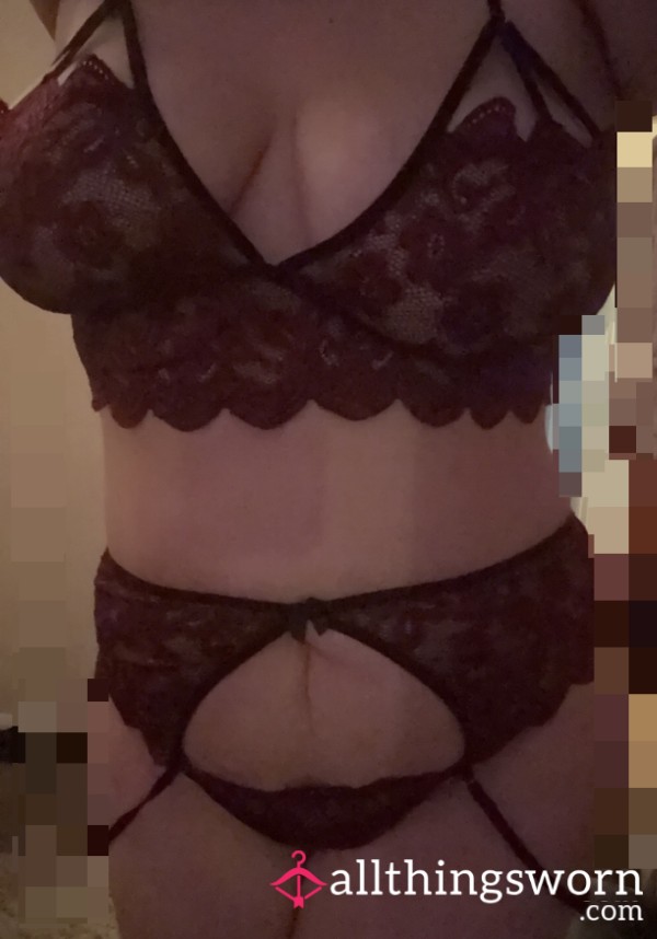 Black And Red Lace Set