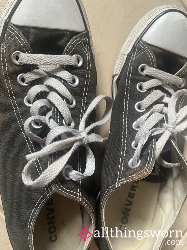 Black And White Smelly,worn Out Converse