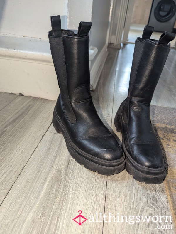 Black Boots Size 7