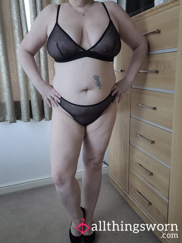 Black Bra And Thong With Heart Detail