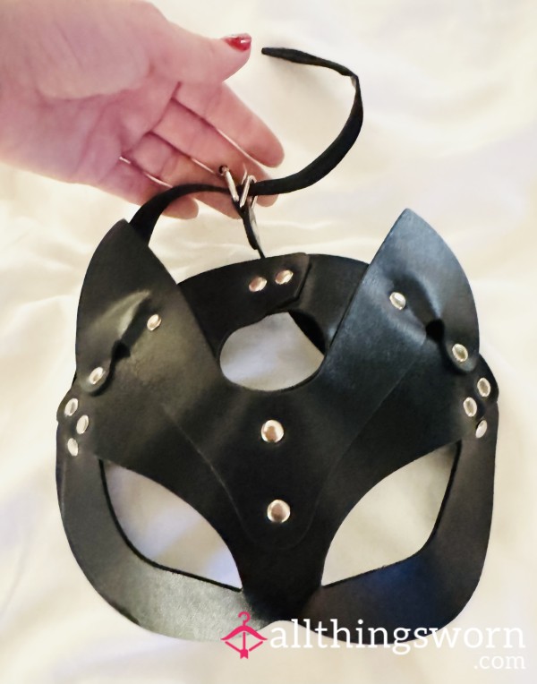 Black Cat Mask