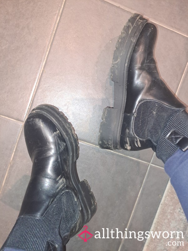 Black Chunky Boots- Size 7