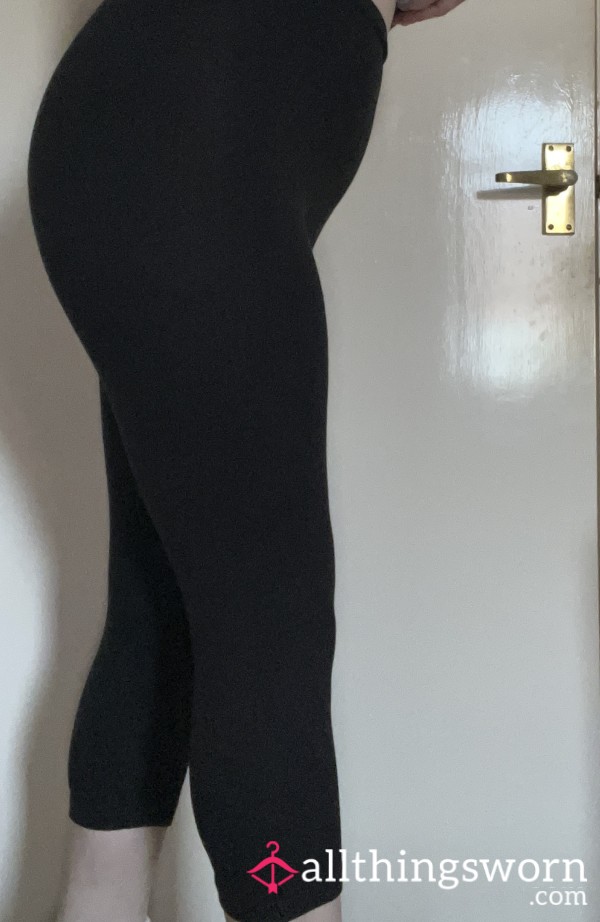 Black Cropped Leggings