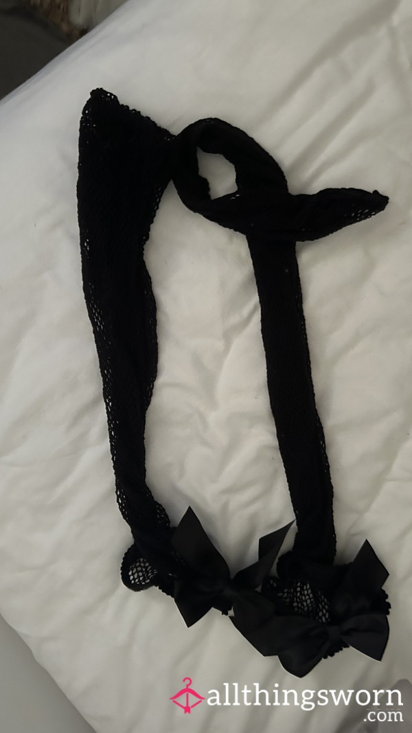 Black Fish Net Stockings With Bow