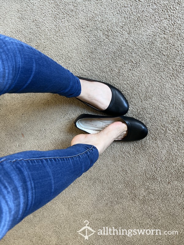 Black Flat Shoes