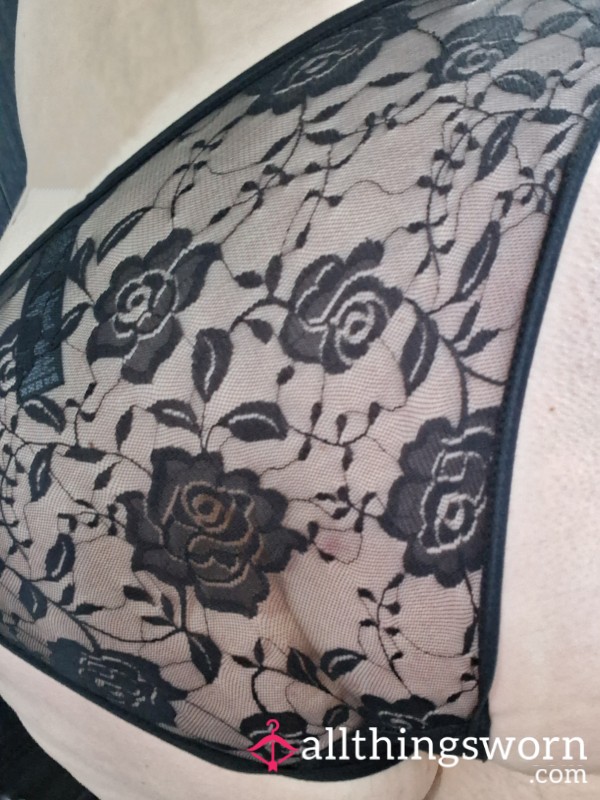 Black Flor*l Lace Panties