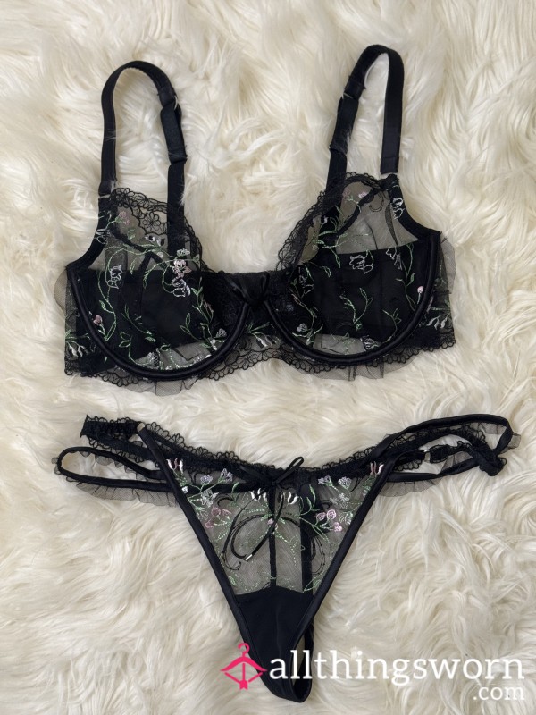 Black Flor*l Lingerie