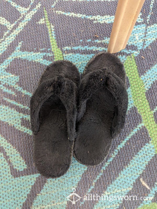 Black Fuzzy Slippers