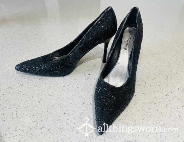 Very Well Worn Black Glitter High Heels