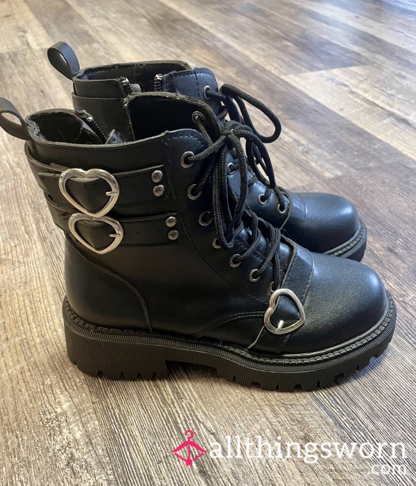 Black Heart Boots