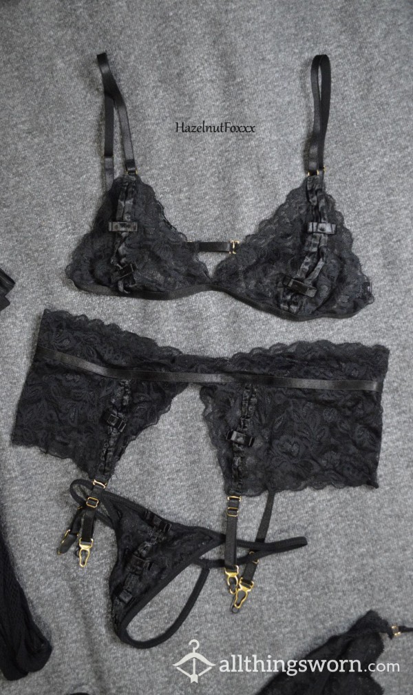 Black Lace Bra And Thong W/Garter Belt