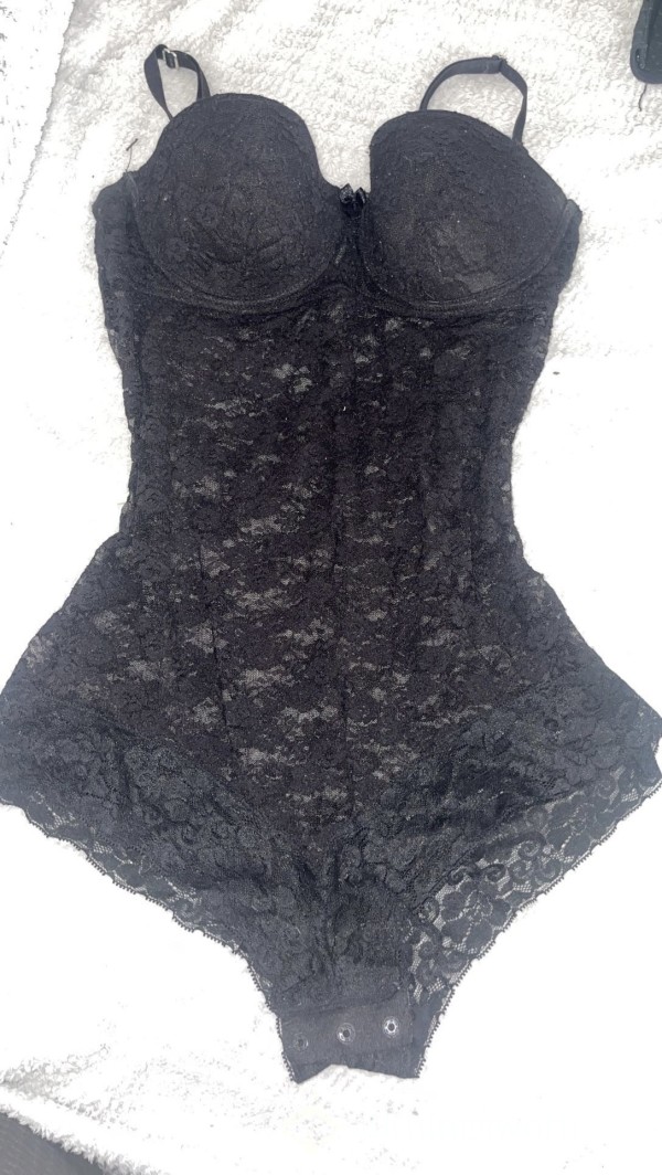 Black Lace Lingerie With Cotton Gusset