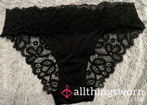 Black Lacy Knickers