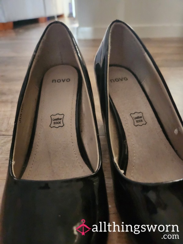 Black Leather NOVO Heels Size 9