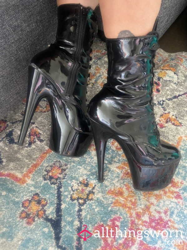 Black Leather Pleasers / Stripper Heels - Scuffed & Worn Out