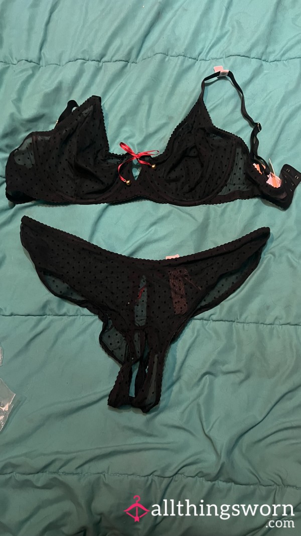 Black Mesh Set