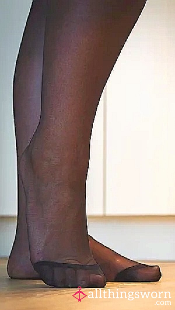 Black Milf Pantyhose