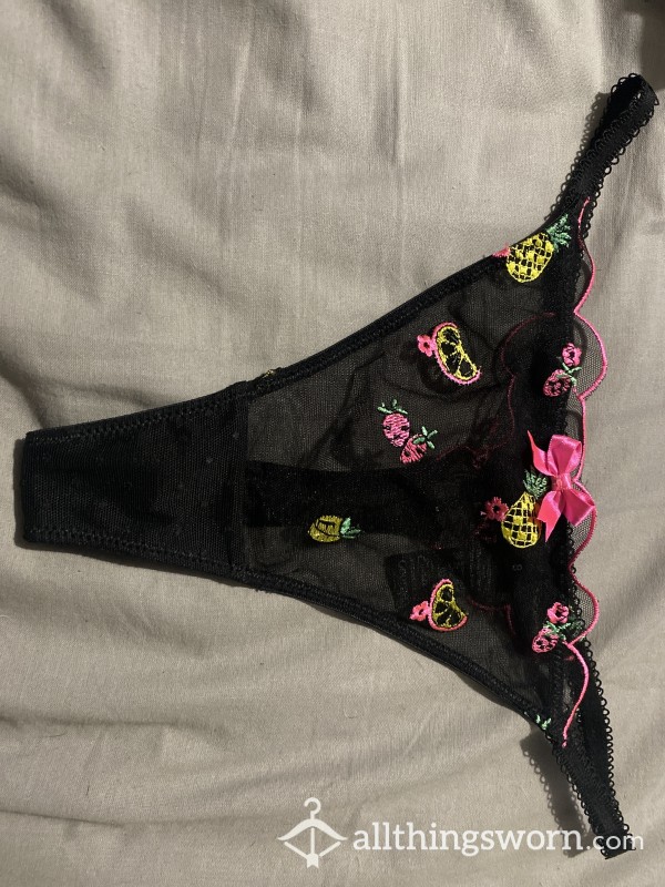 ❗️BRAND NEW❗️👸Black & Neon Pink & Yellow Fruity Thongs🍓🍍🍋🌸