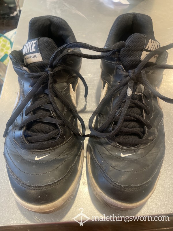 Black Nike Sneakers Size 11