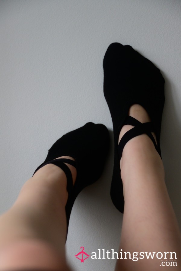 Black Pilates Socks, 48hr Wear! 🖤🧘🏻‍♀️✨