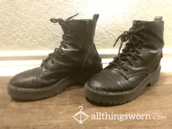 Black Pleather Combat Style Boots🖤