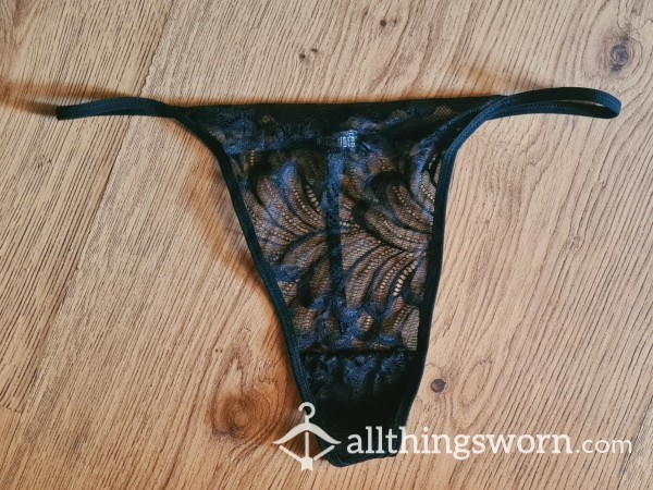 Black Scallop G-String 🖤