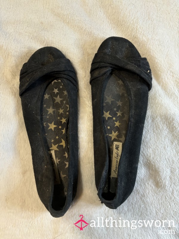 Black Smelly Dirty Well Worn Old American Eagle Flats