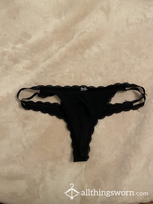 Black Side Cutout Lace Trim Thong