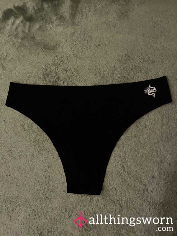 Black Silky Seamless Knickers