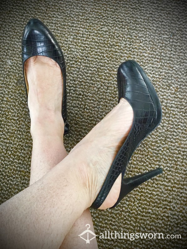 Black Sling-back Leather Pumps