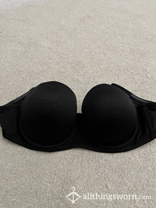 Black Strapless Cups Bra