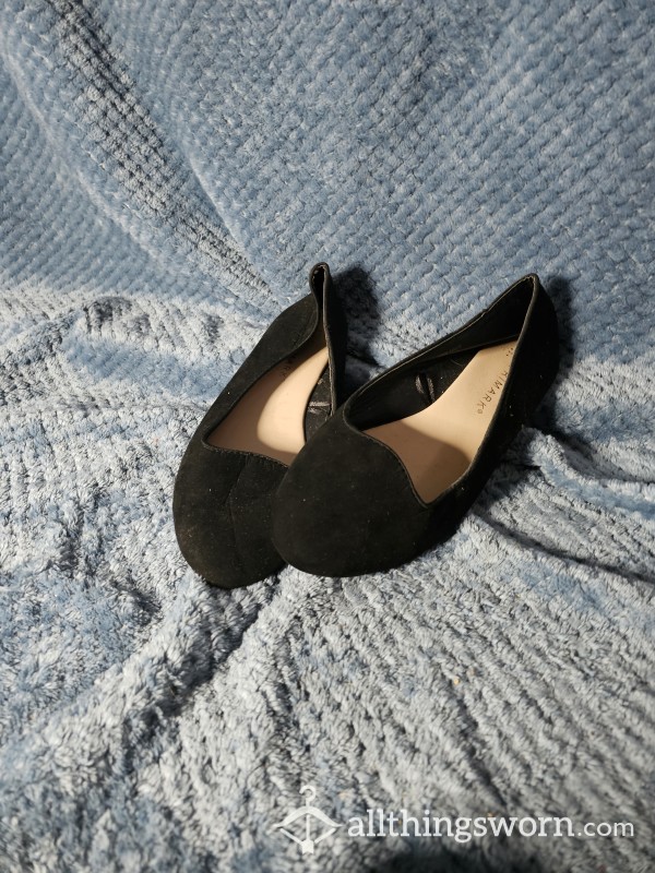 Black Suede Pumps