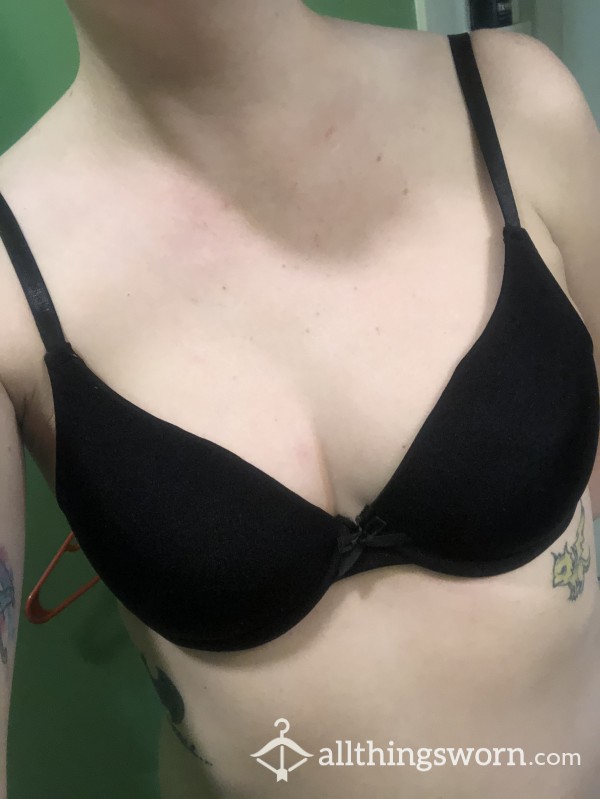 Black Tshirt Bra