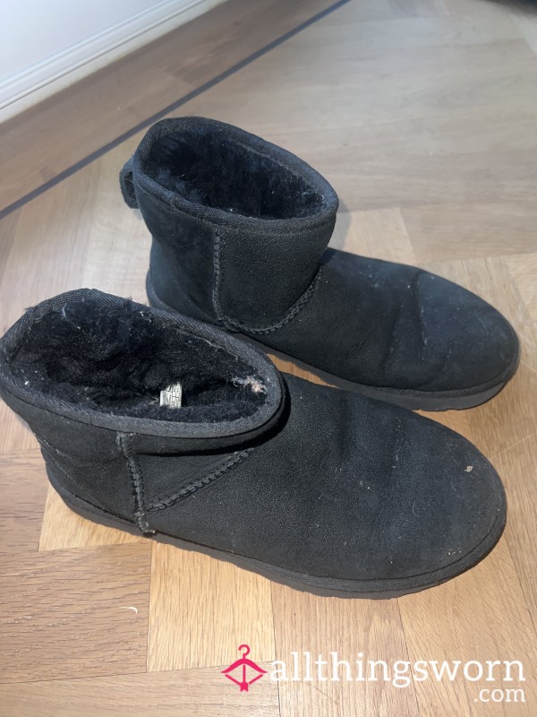 Black Ugg Boots