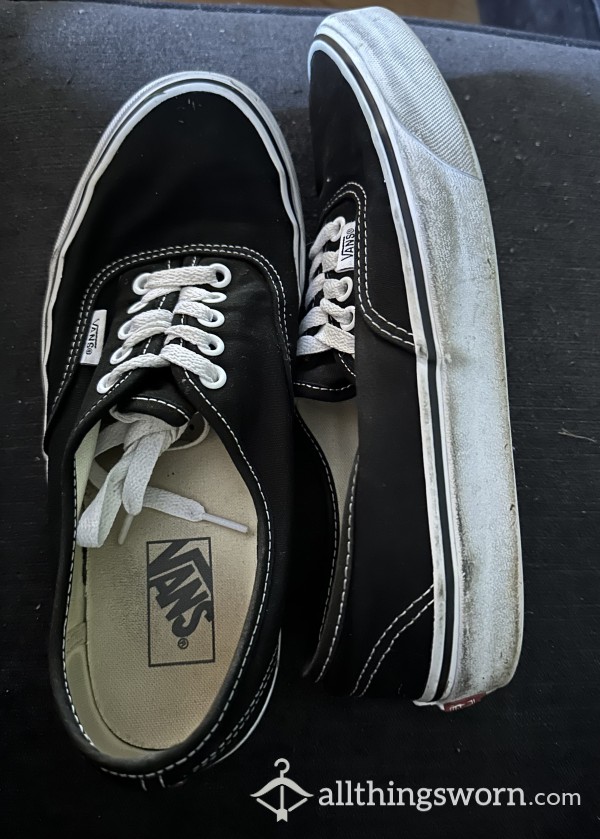 Black Vans Size 8