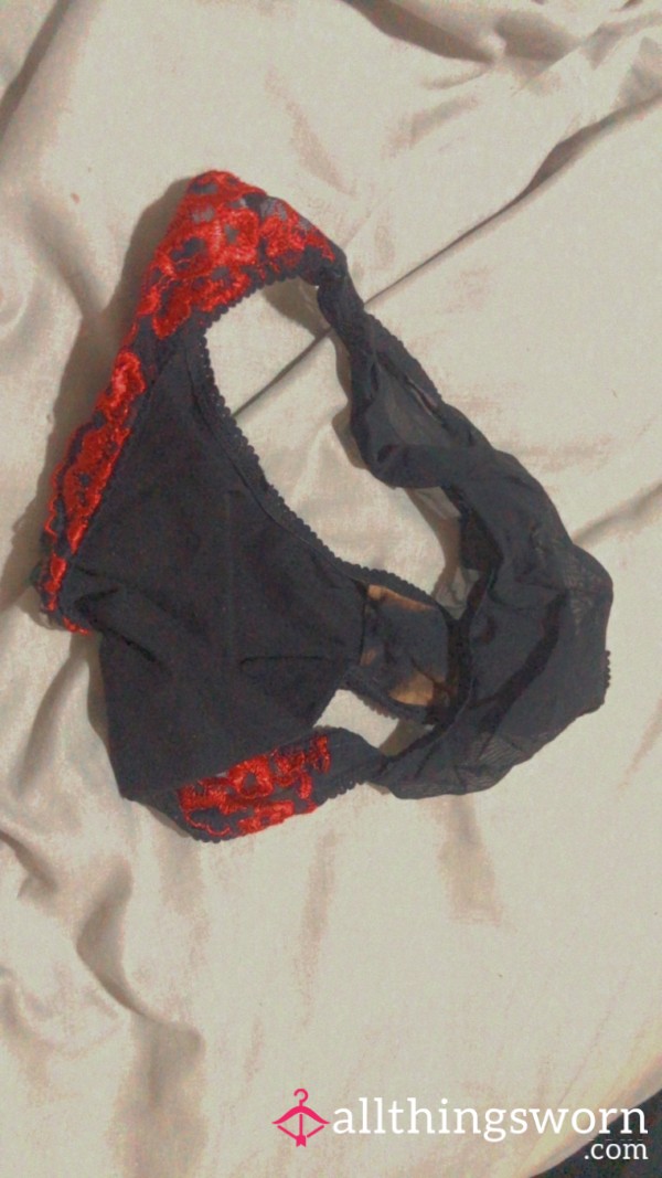 Black+red Panties