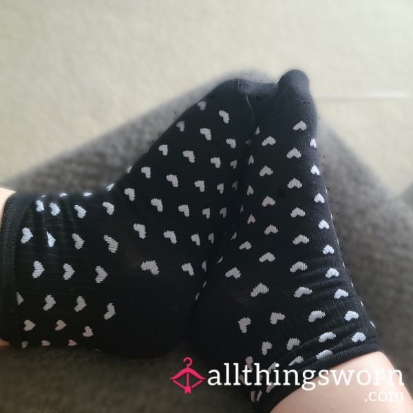 Black+white Socks 🧦 Heart Pattern 🖤 🤍 Sweaty, 24+ H Wear, Workout, Free Shipping In CA🍁