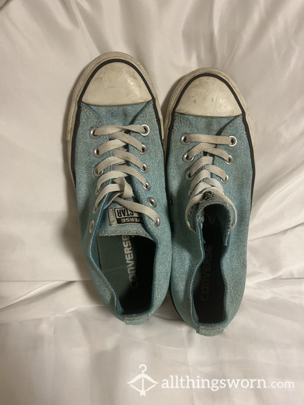 Blue Converse All Stars