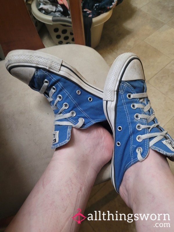 Blue Converse Size 9, Well-worn, No Socks