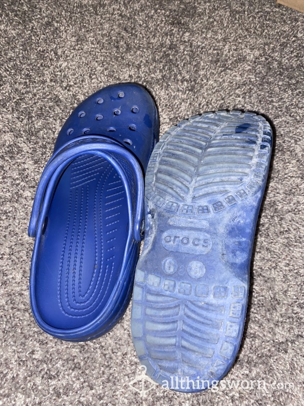 BLUE CROCS