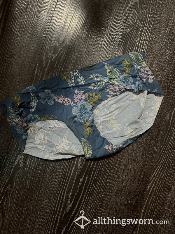 Blue Full Bu*t Worn Panties