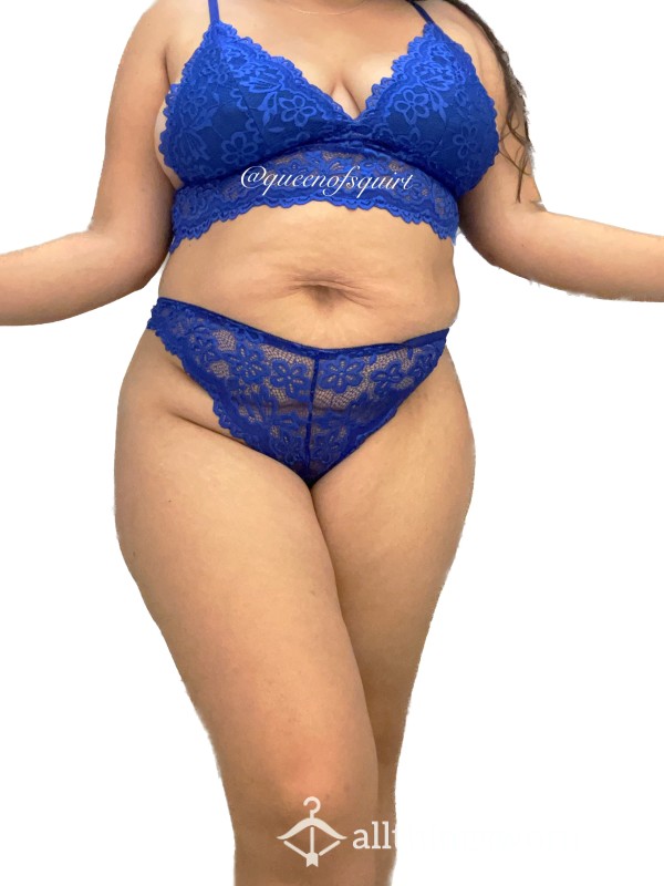 Blue Lace - Size XL - Two Piece