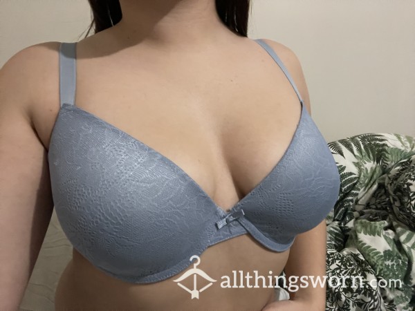 Blue Lacy T-shirt Bra