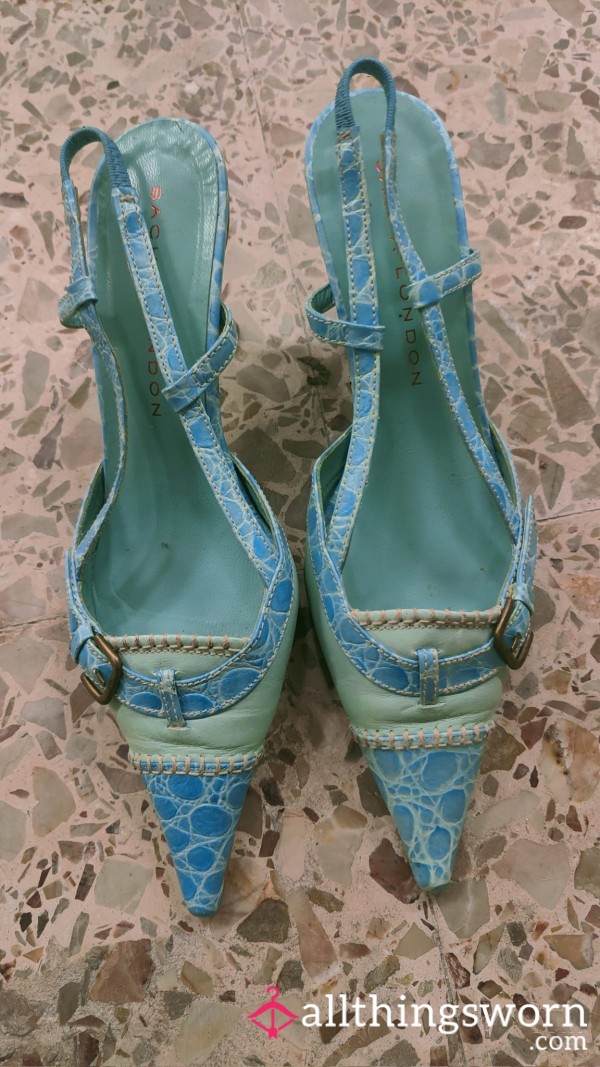 Blue Pointed Toe Heels