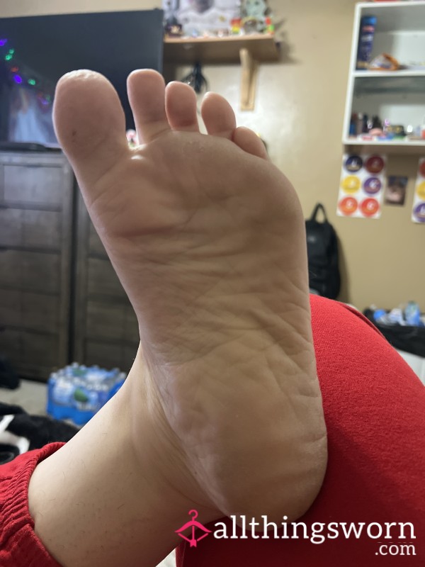 Bottom Of My Feet 🦶🏻