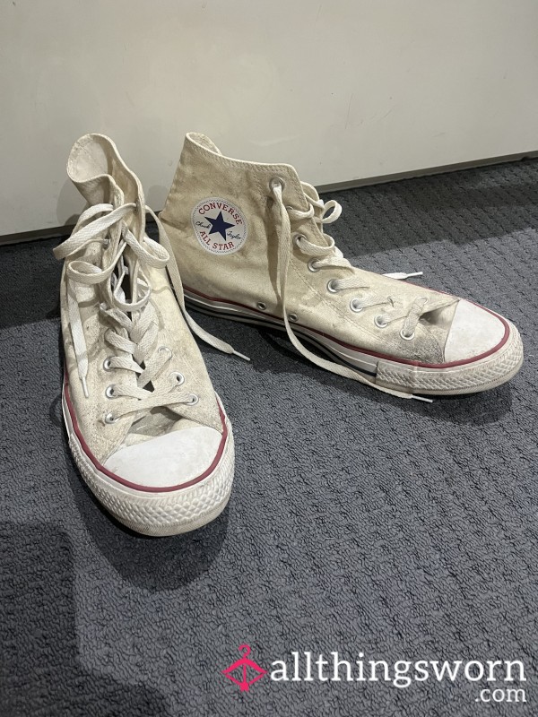 Boyfriends Old Stained Converse