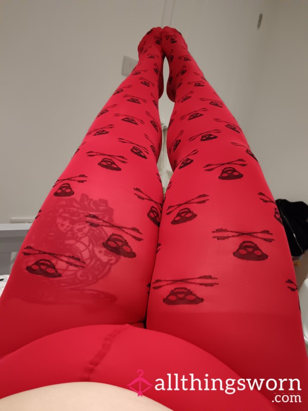 Bright Red Gothic Skull Snag Tights Size 20/22