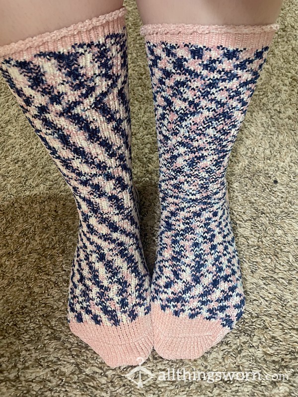 Brookstone Chenille Nap Socks